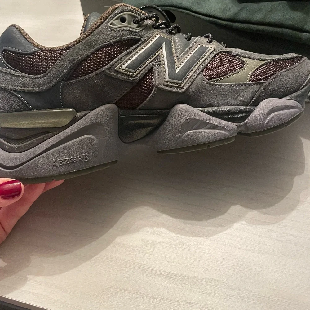 New Balance Men’s 9060 Dark Moss Sneakers - Picture 9 of 16